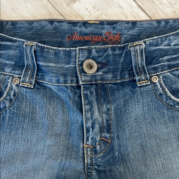 American Eagle Outfitters Women's Blue Denim shorts size 8 - Picture 3 of 13
